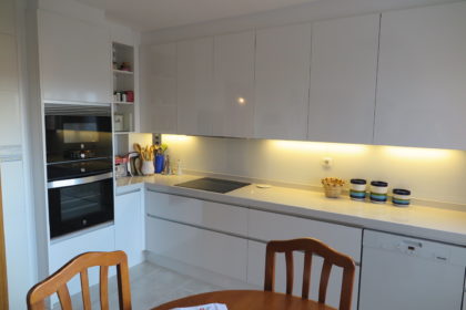 Cocina blanca en León